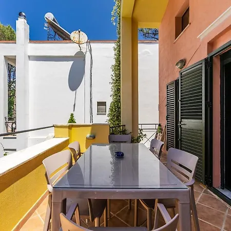 Vila Dita Qerret Relaxing Beachfront By Pikhost Golem (Tirana)